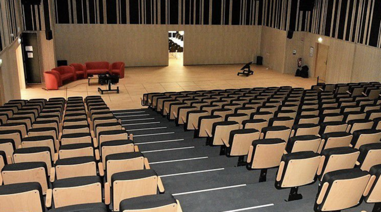 Centre des congrès du Chapeau Rouge, Quimper